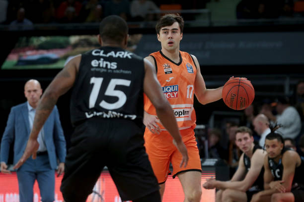 他在身体对 他在身体对